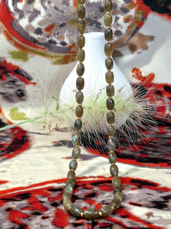 Collier en labradorite