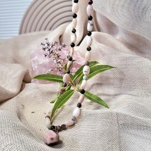 Collier en opale rose