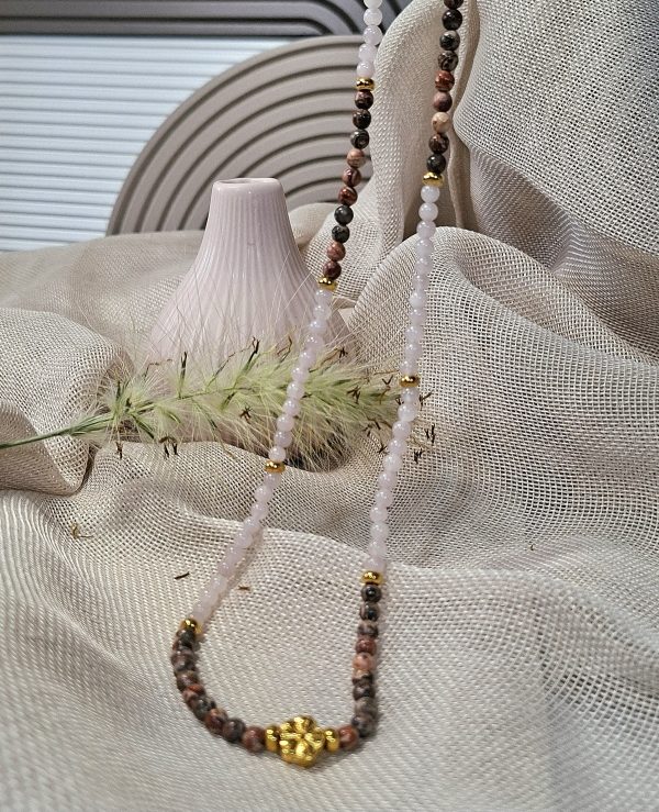 Collier en quartz rose jaspe léopard