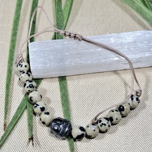 Bracelet finition macramé en jaspe dalmatien