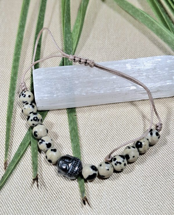 Bracelet finition macramé en jaspe dalmatien