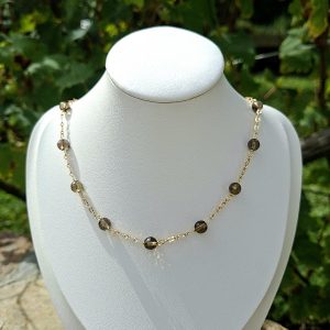 Collier  en quartz fumé.