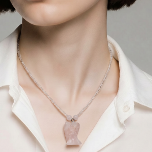 Collier ange en quartz rose
