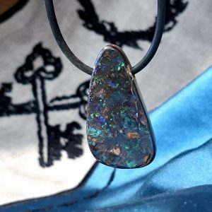 Opale boulder