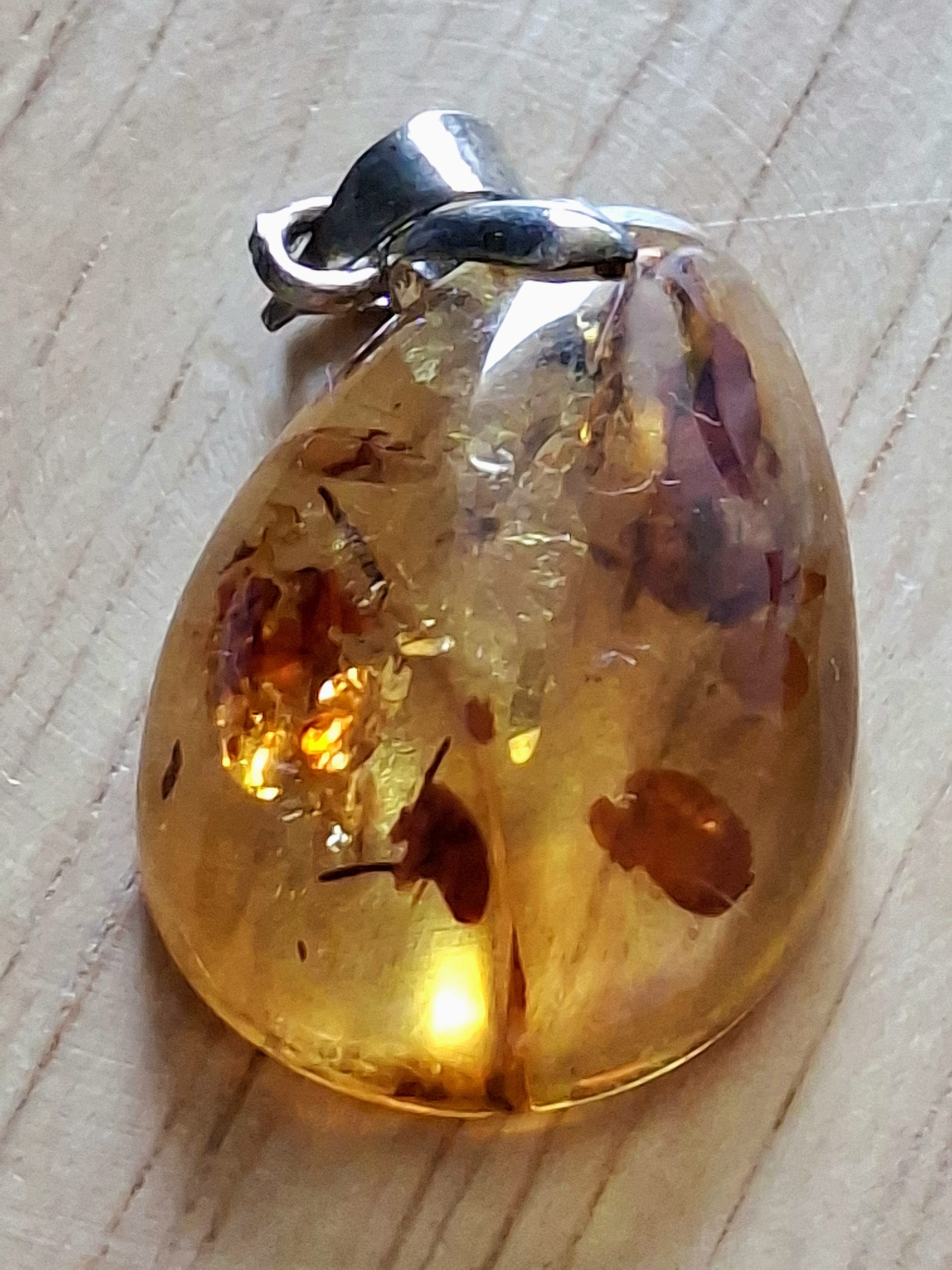 Ambre Ref: ambp2 – Image 2