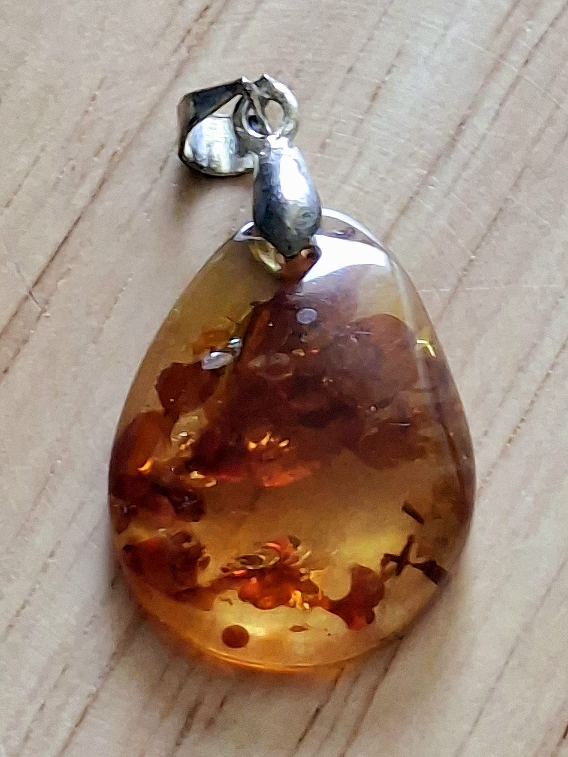 Ambre Ref: ambp3 – Image 2