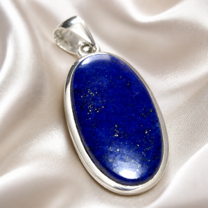 Pendentif en lapis lazuli Ref: Lapis4arg